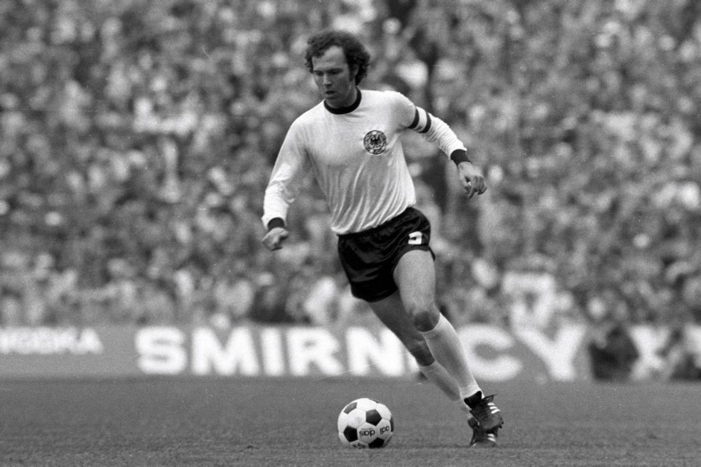 Franz Beckenbauer có sự nghiệp thi đấu ấn tượng